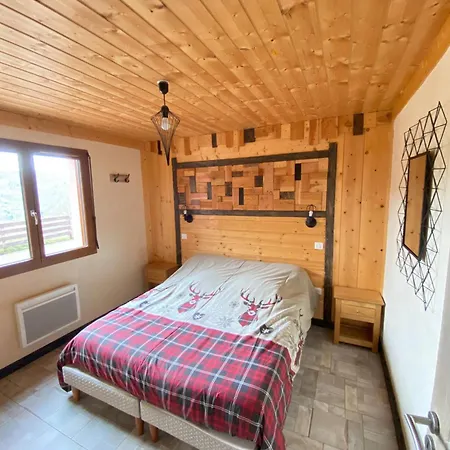 Feriehus Le Grenier Des Mios