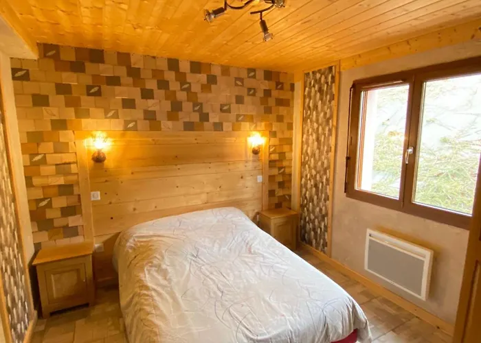 Le Grenier Des Mios Nyaraló